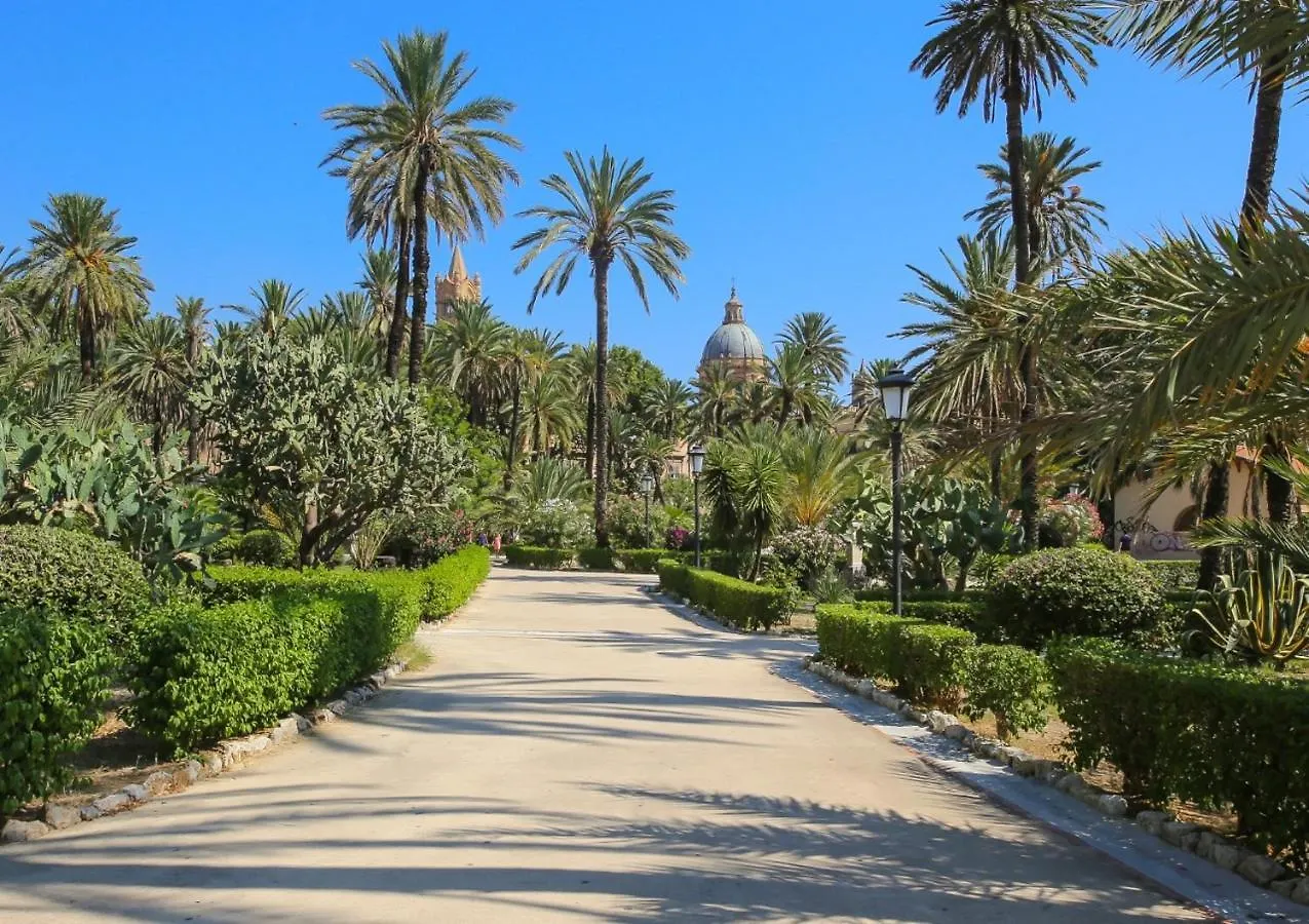 Palermo Magic House Apartment 0*,  Italy